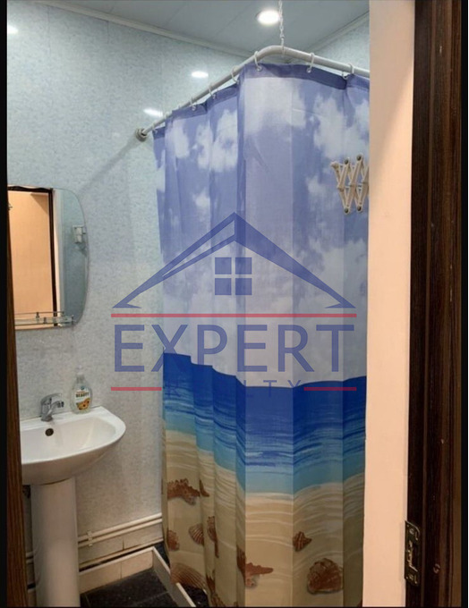 ԿԵՆՏՐՈՆ, ՏԵՐՅԱՆ ՓՈՂՈՑ, 2 ՍԵՆՅԱԿ