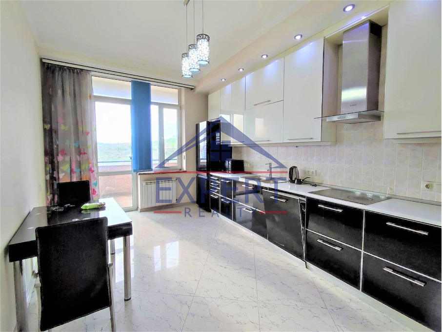 ԿԵՆՏՐՈՆ, ՁՈՐԱՓԻ ՓՈՂՈՑ, 4 ՍԵՆՅԱԿ