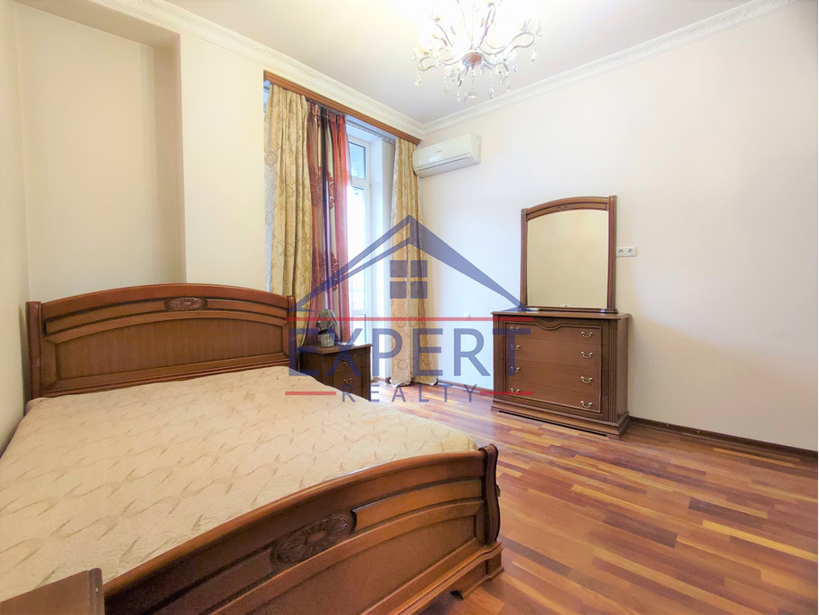 ԿԵՆՏՐՈՆ, ՁՈՐԱՓԻ ՓՈՂՈՑ, 4 ՍԵՆՅԱԿ