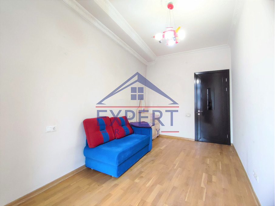 ԿԵՆՏՐՈՆ, ՁՈՐԱՓԻ ՓՈՂՈՑ, 4 ՍԵՆՅԱԿ