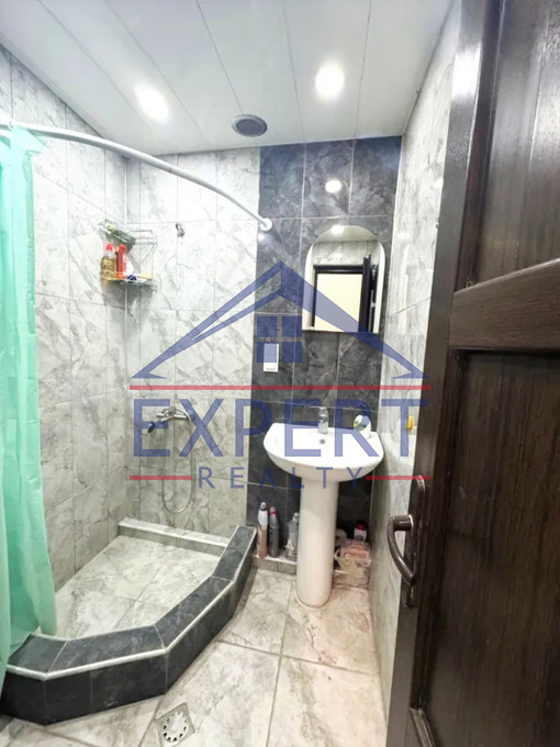 ԿԵՆՏՐՈՆ, ՀԻՆ ԵՐԵՎԱՆՑՈՒ ՓՈՂՈՑ, 3 ՍԵՆՅԱԿ