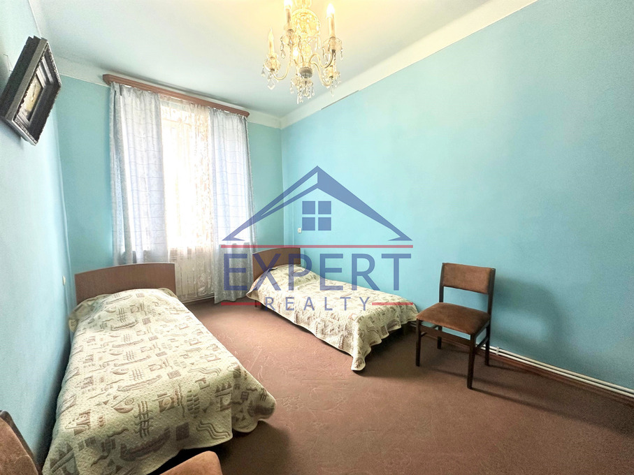 ԿԵՆՏՐՈՆ, ԹԱՄԱՆՅԱՆ ՓՈՂՈՑ, 3 ՍԵՆՅԱԿ