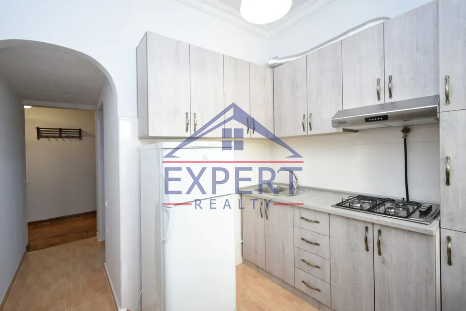 ԿԵՆՏՐՈՆ, ԹԱՄԱՆՅԱՆ ՓՈՂՈՑ, 3 ՍԵՆՅԱԿ