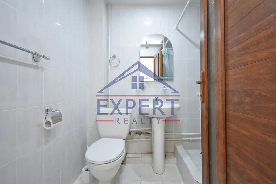 ԿԵՆՏՐՈՆ, ԹԱՄԱՆՅԱՆ ՓՈՂՈՑ, 3 ՍԵՆՅԱԿ