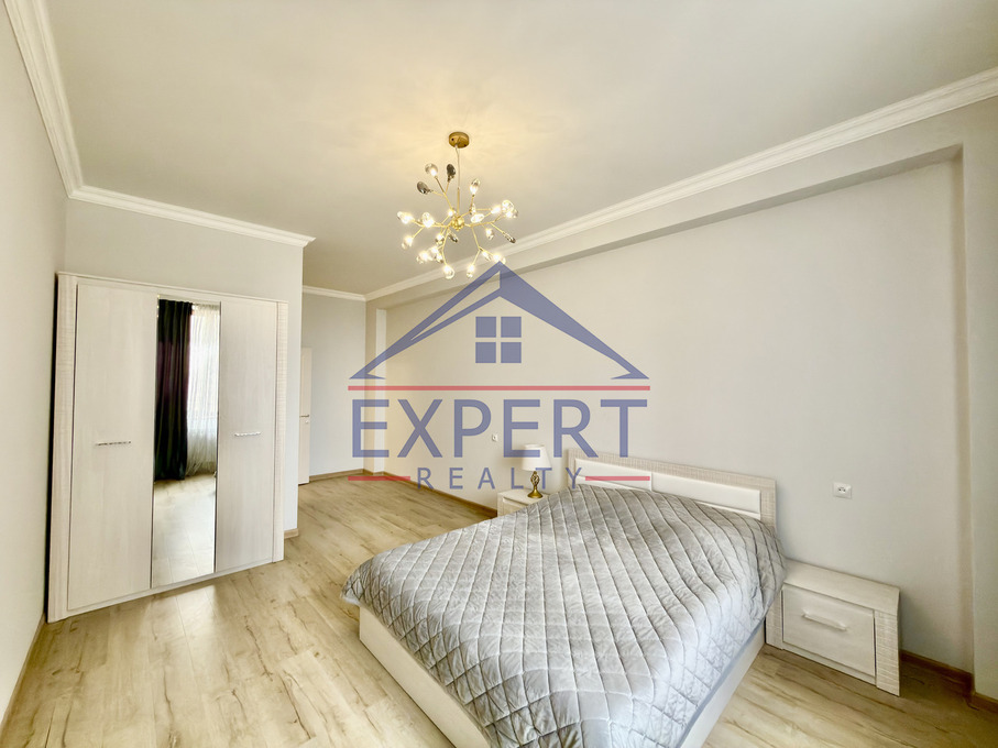 ԿԵՆՏՐՈՆ, ԱՐԳԻՇՏԻ ՓՈՂՈՑ, 3 ՍԵՆՅԱԿ