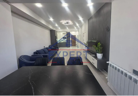 ԱՐԱԲԿԻՐ, ԿՈՄԻՏԱՍԻ ՊՈՂՈՏԱ, 3 ՍԵՆՅԱԿ