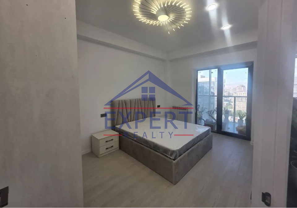 ԱՐԱԲԿԻՐ, ԿՈՄԻՏԱՍԻ ՊՈՂՈՏԱ, 3 ՍԵՆՅԱԿ
