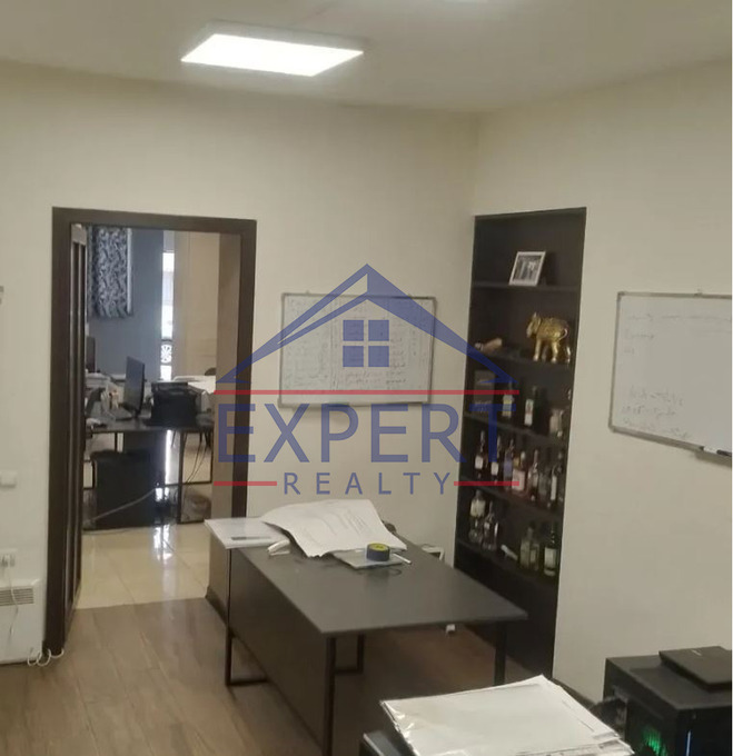 ԱՐԱԲԿԻՐ, ԱԶԱՏՈՒԹՅԱՆ  ՊՈՂՈՏԱ, 3 ՍԵՆՅԱԿ