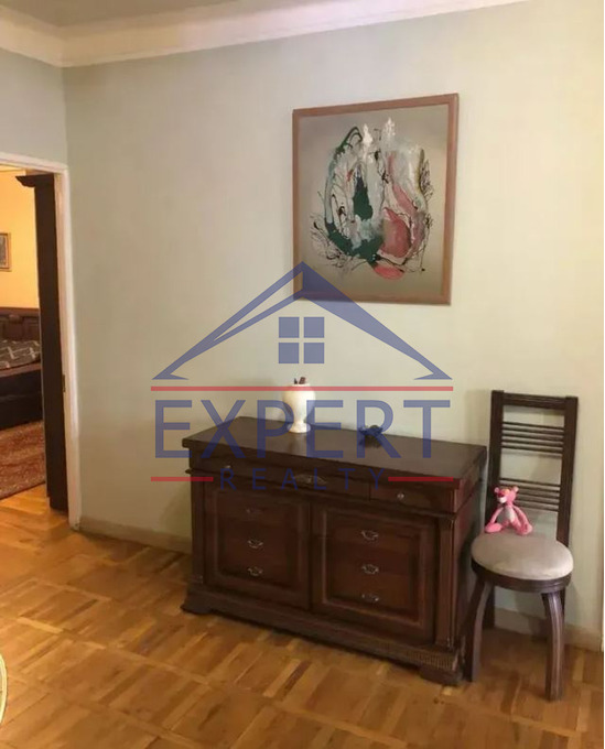 ԱՐԱԲԿԻՐ, ԿՈՄԻՏԱՍԻ ՊՈՂՈՏԱ, 3 ՍԵՆՅԱԿ