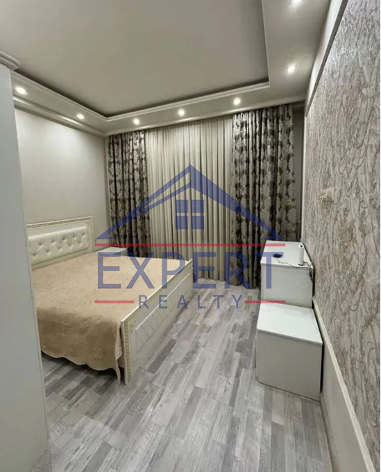 ԿԵՆՏՐՈՆ, ԴԵՐԵՆԻԿ ԴԵՄՐՃՅԱՆ  3 ՍԵՆՅԱԿ