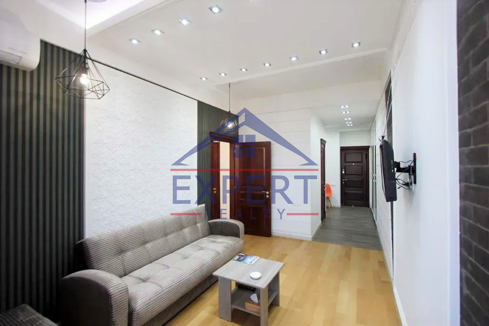 ԿԵՆՏՐՈՆ, ՄԱՇՏՈՑԻ ՊՈՂՈՏԱ, 2 ՍԵՆՅԱԿ
