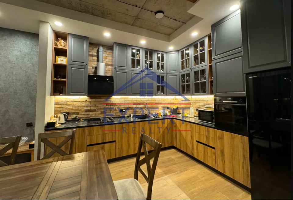 ԱՎԱՆ, ԱԲՈՎՅԱՆ ԹԱՂԱՄԱՍ, 5 ՍԵՆՅԱԿ