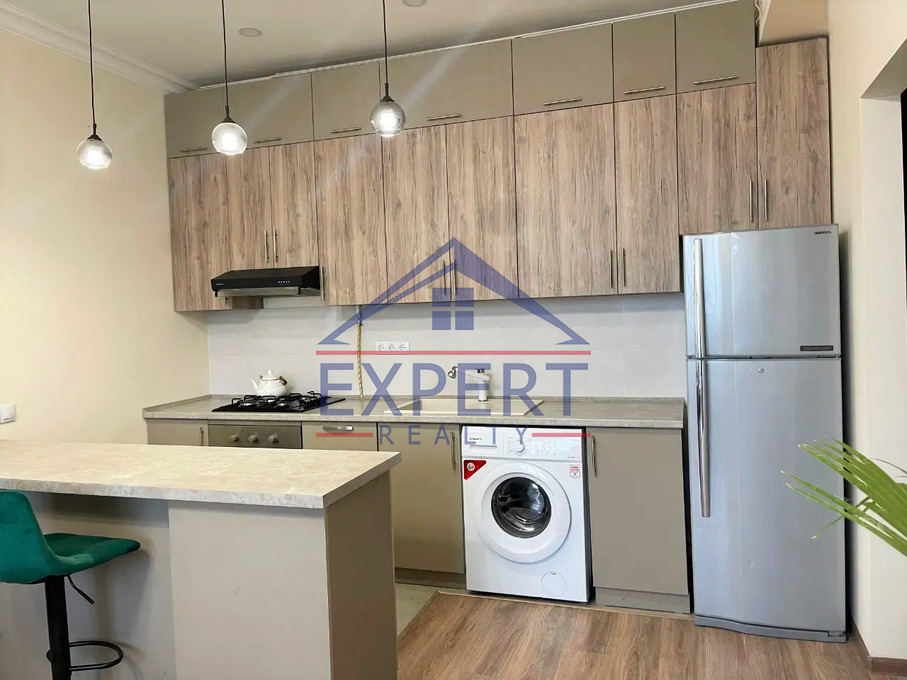 ԿԵՆՏՐՈՆ, ԱՐԳԻՇՏԻ ՓՈՂՈՑ, 2 ՍԵՆՅԱԿ