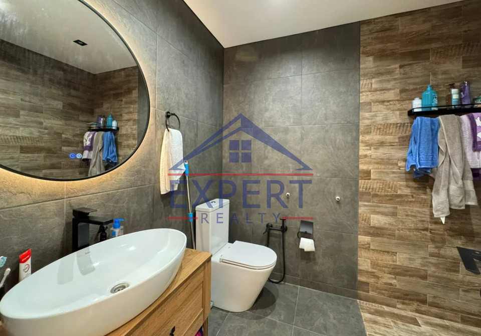 ՔԱՆԱՔԵՌ-ԶԵՅԹՈՒՆ, ԳՈԳՈԼԻ ՓՈՂՈՑ, 3 ՍԵՆՅԱԿ