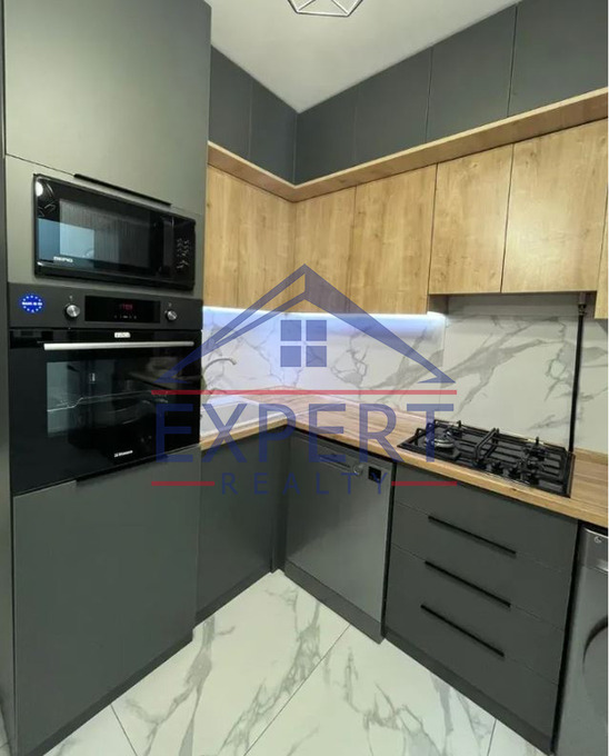 ԱՐԱԲԿԻՐ, ԱՎԵՏ ԱՎԵՏԻՍՅԱՆ ՓՈՂՈՑ, 3 ՍԵՆՅԱԿ