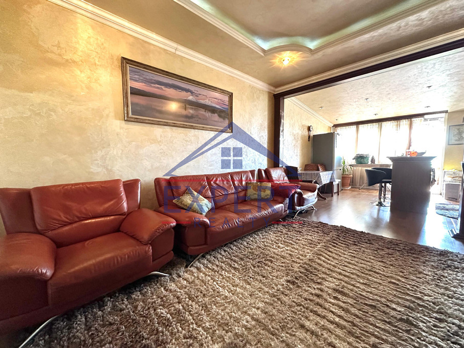 ԿԵՆՏՐՈՆ, ԽՈՐԵՆԱՑՈՒ ՓՈՂՈՑ, 4 ՍԵՆՅԱԿ