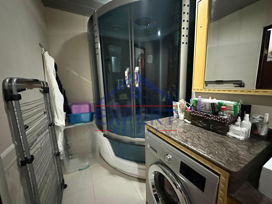 ԿԵՆՏՐՈՆ, ԽՈՐԵՆԱՑՈՒ ՓՈՂՈՑ, 4 ՍԵՆՅԱԿ