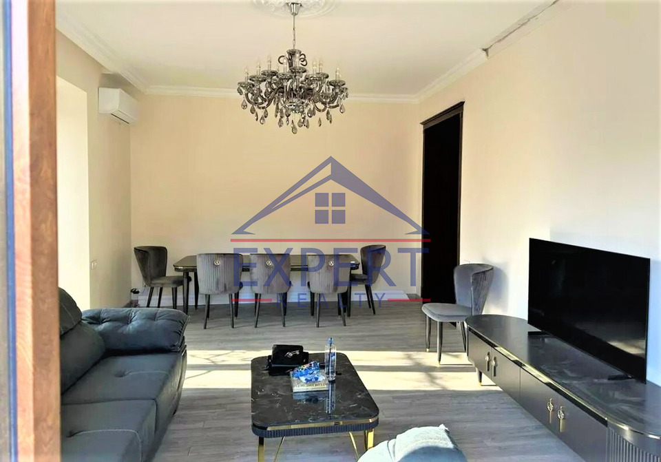 ԿԵՆՏՐՈՆ, ՄԱՇՏՈՑԻ ՊՈՂՈՏԱ, 3 ՍԵՆՅԱԿ