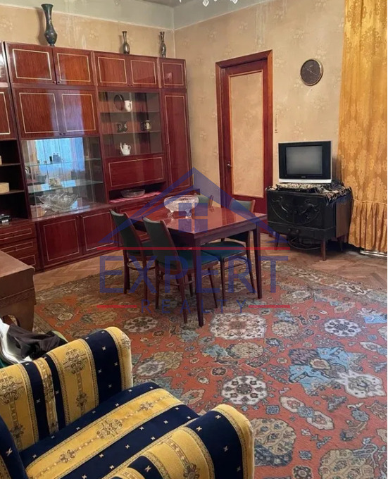 ԿԵՆՏՐՈՆ, ՍՊԵՆԴԻԱՐՅԱՆԻ ՓՈՂՈՑ, 3 ՍԵՆՅԱԿ