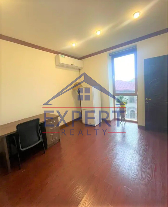 ԿԵՆՏՐՈՆ, ԲՈՒԶԱՆԴԻ ՓՈՂՈՑ, 75ՔՄ