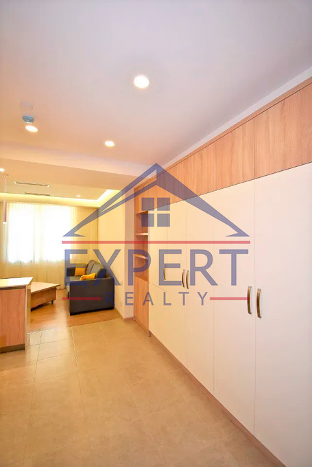 ԿԵՆՏՐՈՆ, ԿՈՂԲԱՑՈՒ ՓՈՂՈՑ, 2 ՍԵՆՅԱԿ