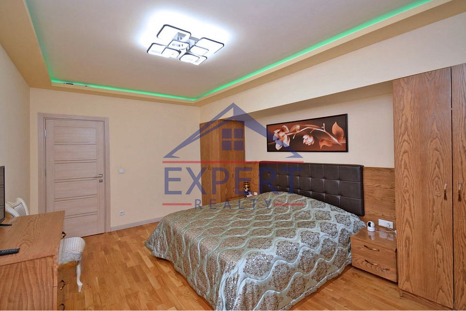 ԿԵՆՏՐՈՆ, ՄՈՍԿՈՎՅԱՆ ՓՈՂՈՑ, 3 ՍԵՆՅԱԿ