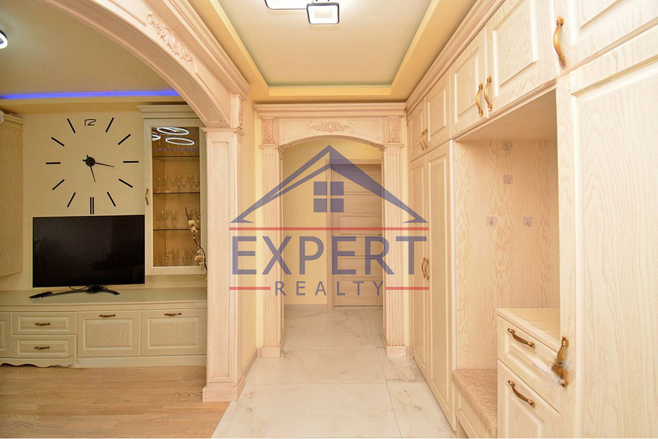 ԿԵՆՏՐՈՆ, ՄՈՍԿՈՎՅԱՆ ՓՈՂՈՑ, 3 ՍԵՆՅԱԿ