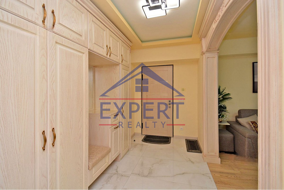 ԿԵՆՏՐՈՆ, ՄՈՍԿՈՎՅԱՆ ՓՈՂՈՑ, 3 ՍԵՆՅԱԿ