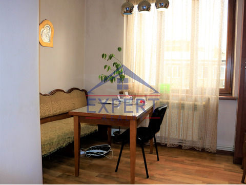 ԿԵՆՏՐՈՆ, ԱԲՈՎՅԱՆ ՓՈՂՈՑ, 3 ՍԵՆՅԱԿ