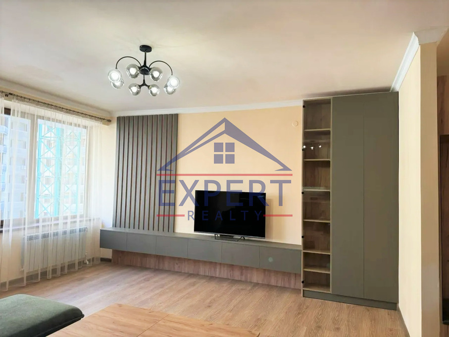 ԿԵՆՏՐՈՆ, ԱՐԳԻՇՏԻ ՓՈՂՈՑ, 2 ՍԵՆՅԱԿ