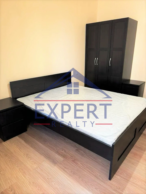 ԿԵՆՏՐՈՆ, ԱՐԳԻՇՏԻ ՓՈՂՈՑ, 2 ՍԵՆՅԱԿ