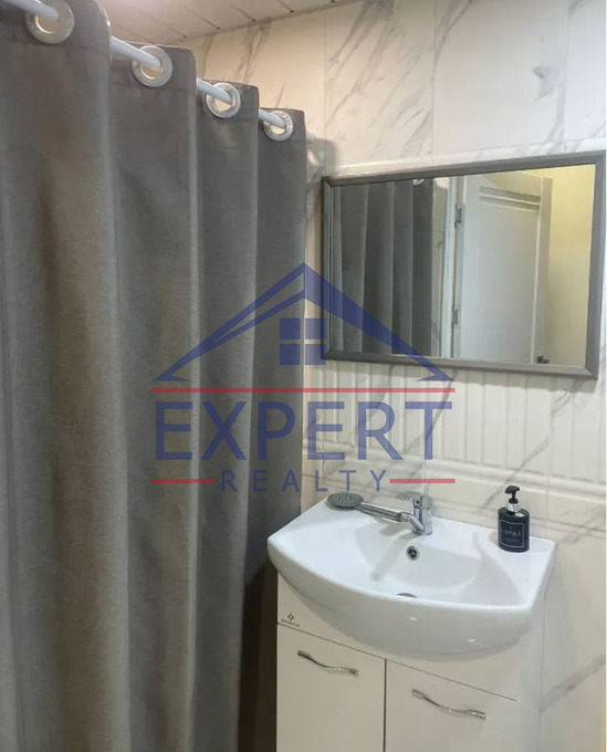 ԱՐԱԲԿԻՐ, ԿՈՄԻՏԱՍԻ ՊՈՂՈՏԱ, 3 ՍԵՆՅԱԿ