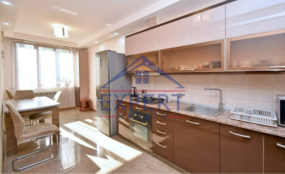 ԿԵՆՏՐՈՆ, ԹՈՒՄԱՆՅԱՆ  ՓՈՂՈՑ, 3 ՍԵՆՅԱԿ