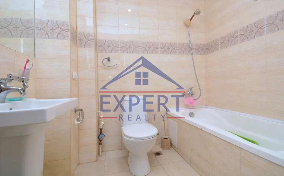 ԱՐԱԲԿԻՐ, ԿՈՄԻՏԱՍԻ ՊՈՂՈՏԱ, 3 ՍԵՆՅԱԿ