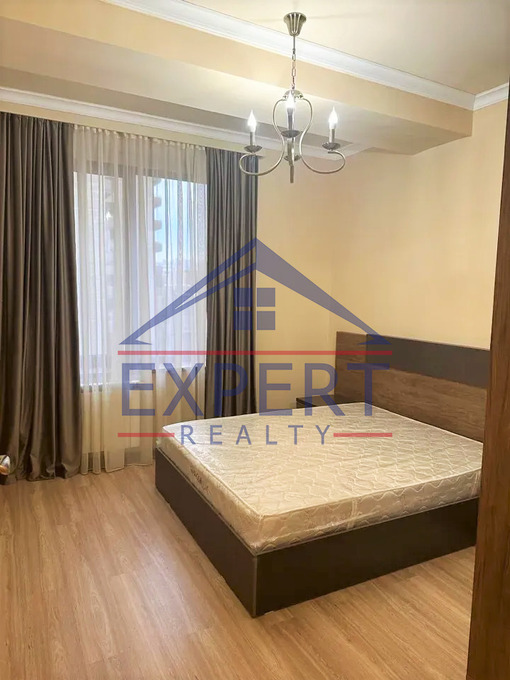 ԿԵՆՏՐՈՆ, ԱՐԳԻՇՏԻ ՓՈՂՈՑ, 2 ՍԵՆՅԱԿ