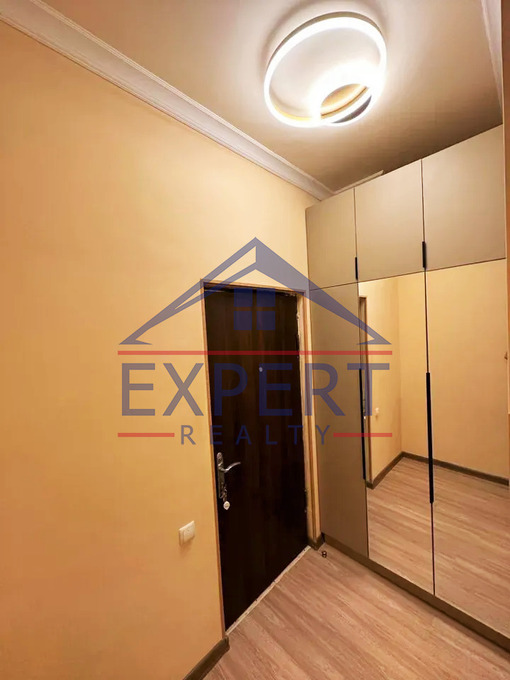 ԿԵՆՏՐՈՆ, ԱՐԳԻՇՏԻ ՓՈՂՈՑ, 2 ՍԵՆՅԱԿ