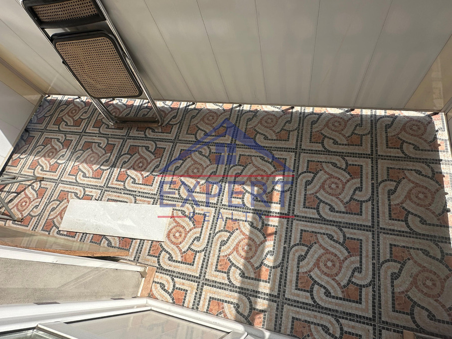 ԿԵՆՏՐՈՆ, ԶԱՔՅԱՆ ՓՈՂՈՑ, 3 ՍԵՆՅԱԿ