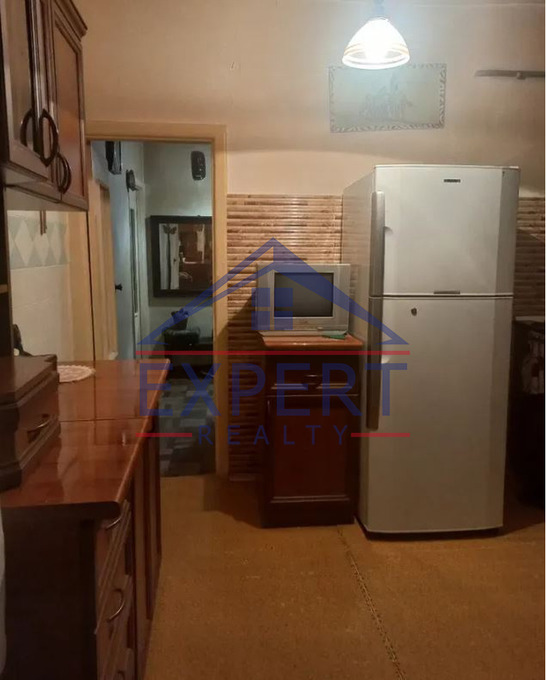 ԱՐԱԲԿԻՐ, ԿՈՄԻՏԱՍԻ ՊՈՂՈՏԱ, 3 ՍԵՆՅԱԿ