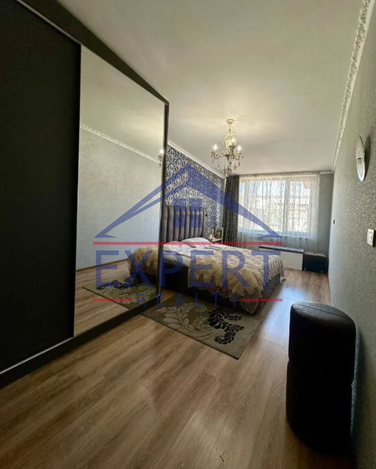 ԿԵՆՏՐՈՆ, ԵԿՄԱԼՅԱՆ ՓՈՂՈՑ  5  ՍԵՆՅԱԿ