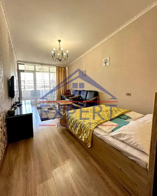 ԿԵՆՏՐՈՆ, ԵԿՄԱԼՅԱՆ ՓՈՂՈՑ  5  ՍԵՆՅԱԿ