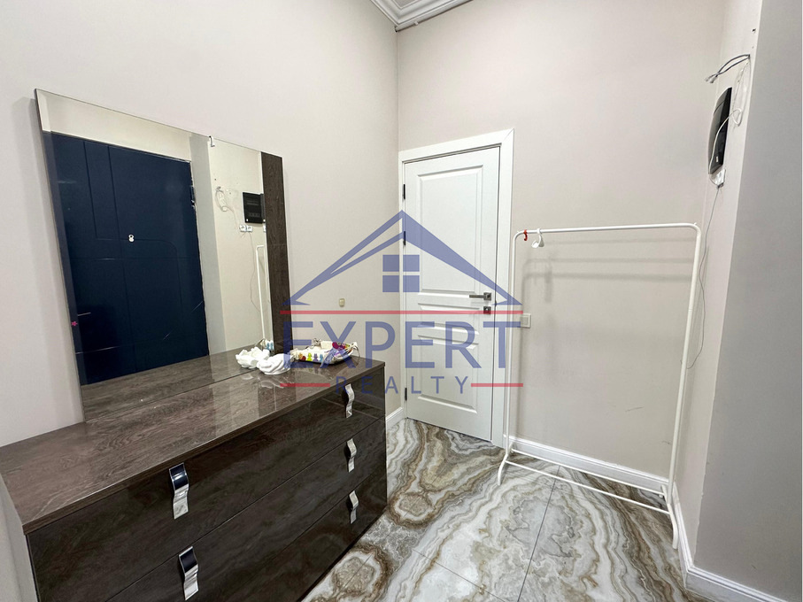 ԿԵՆՏՐՈՆ, ՄԱՇՏՈՑԻ ՊՈՂՈՏԱ, 3 ՍԵՆՅԱԿ