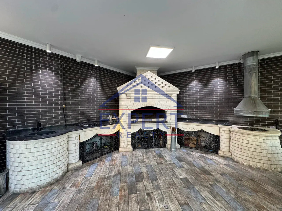 ՆՈՐ ՆՈՐՔ, ԲԱԳՐԵՎԱՆԴ ԹԱՂԱՄԱՍ, 5 ՍԵՆՅԱԿ