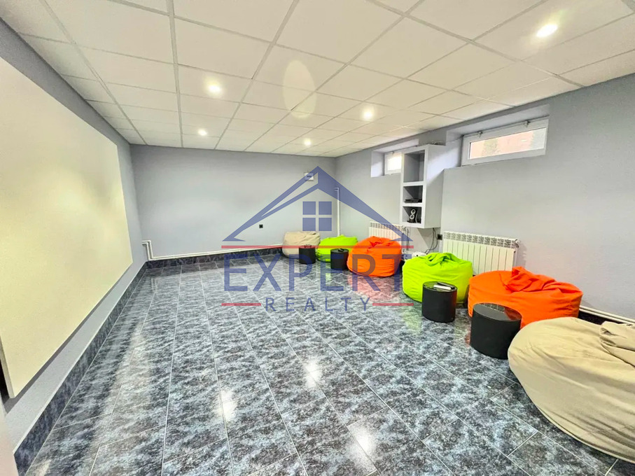 ՆՈՐ ՆՈՐՔ, ԲԱԳՐԵՎԱՆԴ ԹԱՂԱՄԱՍ, 5 ՍԵՆՅԱԿ