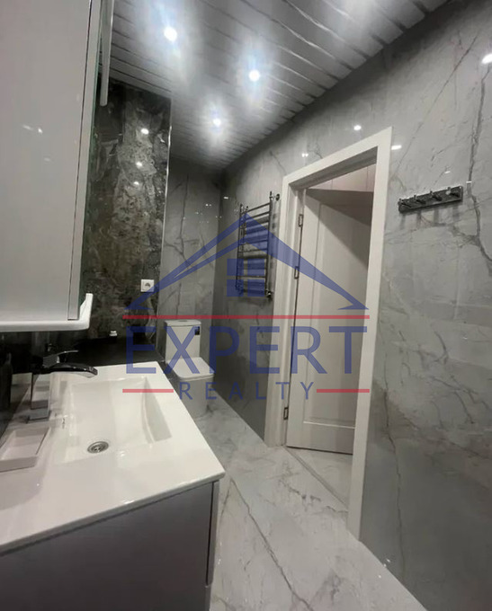 ԱՋԱՓՆՅԱԿ, ՆԱԶԱՐԲԵԿՅԱՆ ԹԱՂԱՄԱՍ , 4 ՍԵՆՅԱԿ
