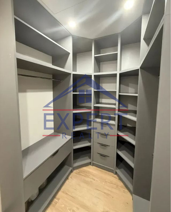 ԱՋԱՓՆՅԱԿ, ԼԵՆԻՆԳՐԱԴՅԱՆ ՓՈՂՈՑ, 3 ՍԵՆՅԱԿ