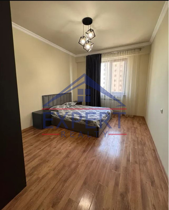 ԱՋԱՓՆՅԱԿ, ՄՈՆԹԵ ՄԵԼՔՈՆՅԱՆ  3 ՍԵՆՅԱԿ