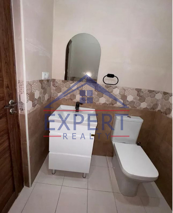 ԱՋԱՓՆՅԱԿ, ՄՈՆԹԵ ՄԵԼՔՈՆՅԱՆ  3 ՍԵՆՅԱԿ