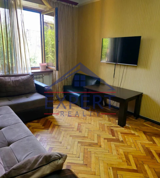 ԱՐԱԲԿԻՐ, ՀՐԱՉՅԱ ՔՈՉԱՐ ՓՈՂՈՑ, 3 ՍԵՆՅԱԿ