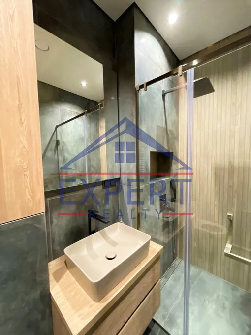 ԿԵՆՏՐՈՆ, ԱՐՇԱԿՈՒՆՅԱՑ ՊՈՂՈՏԱ, 2 ՍԵՆՅԱԿ