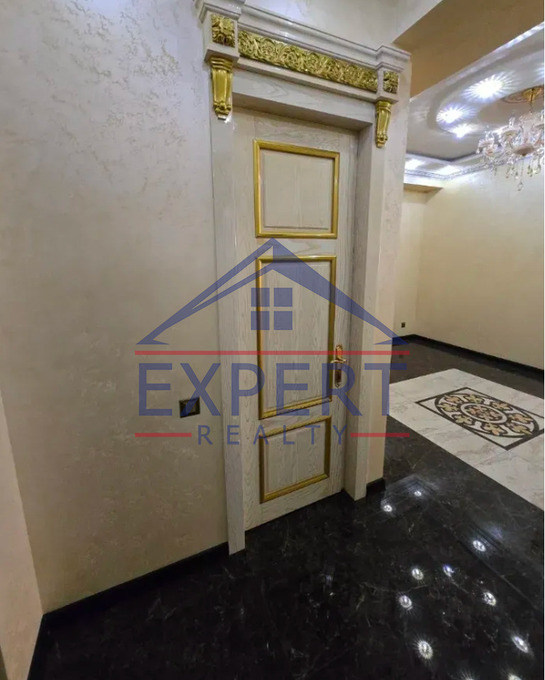 ԿԵՆՏՐՈՆ, ՏԵՐՅԱՆ ՓՈՂՈՑ, 3 ՍԵՆՅԱԿ